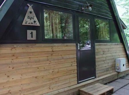 הוילה דורבורי Tipi D'Amis מראה חיצוני תמונה